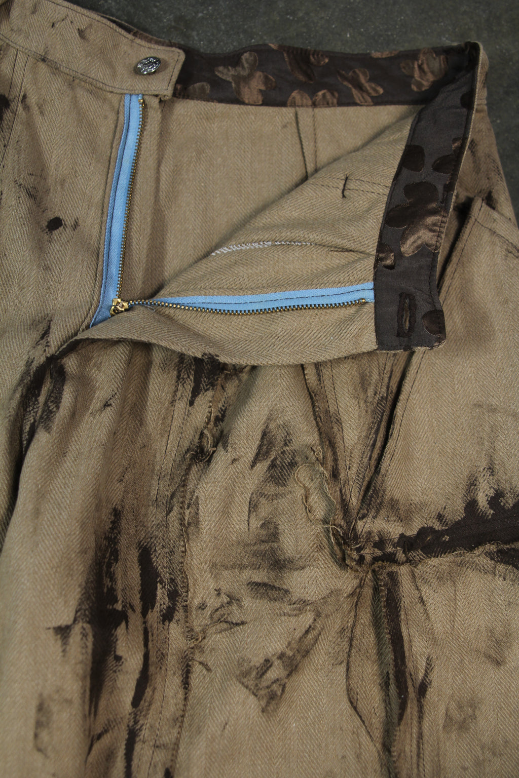 Piece 4 Bottoms 1 of 1  (Workers)