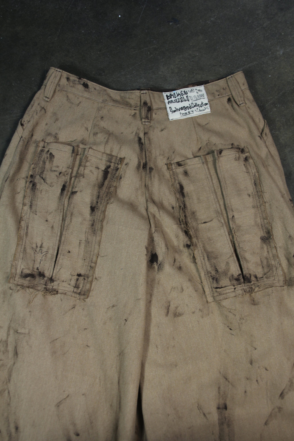 Piece 4 Bottoms 1 of 1  (Workers)